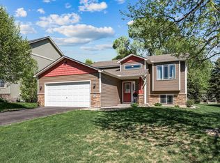 405 Lancaster Ln N, Champlin, MN 55316