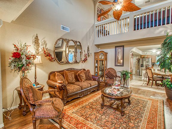 5th image of 11837 Mesquite Lake Ln