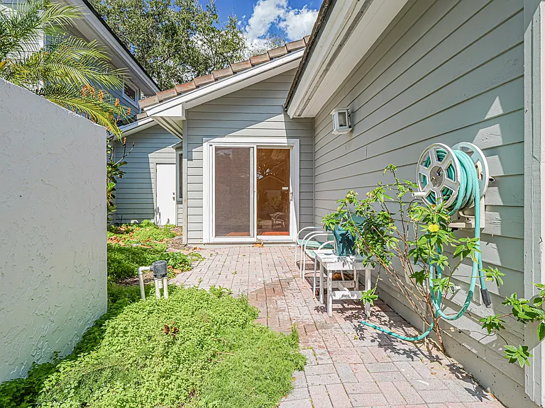 131 Peppertree Dr #21 — Photo 26