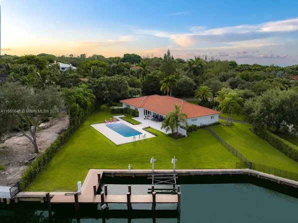 690 Solano Prad, Miami, FL 33156