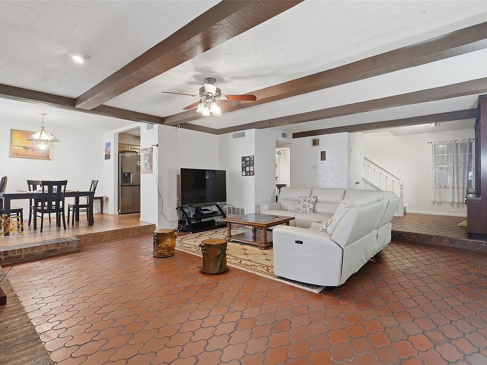 1st image of 14370 Haymeadow Cir