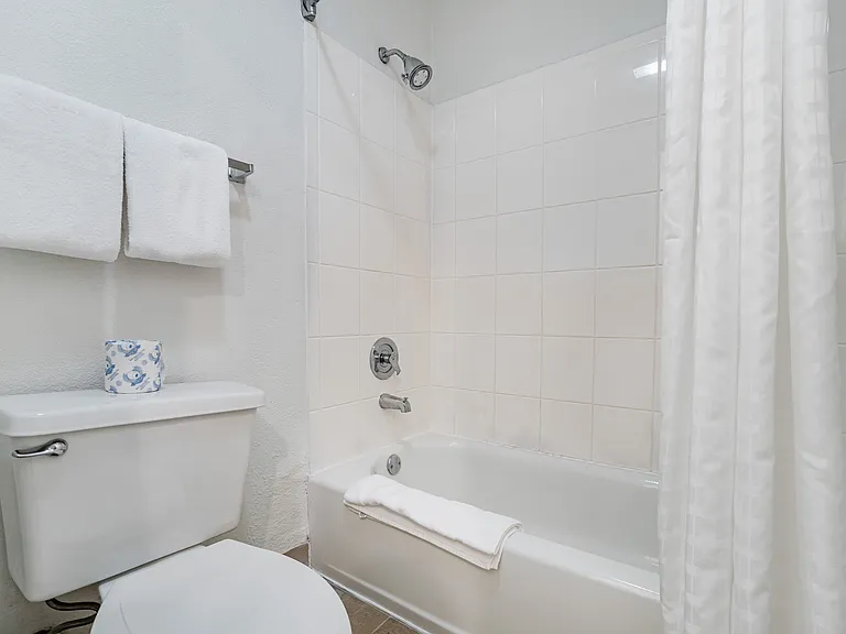 1212 NW 82nd Ave #1024 — Photo 29