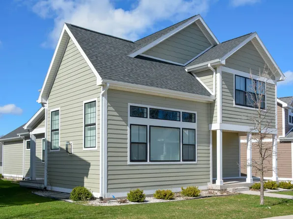 11613 Whittington St #3, Traverse City, MI 49684