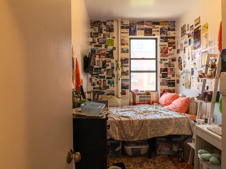 401 W 47th St #11 — Photo 14