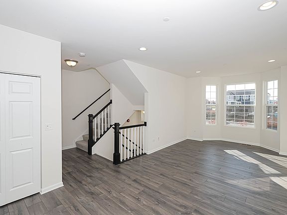 5th image of 12700 W Belmont 21.01 Ct