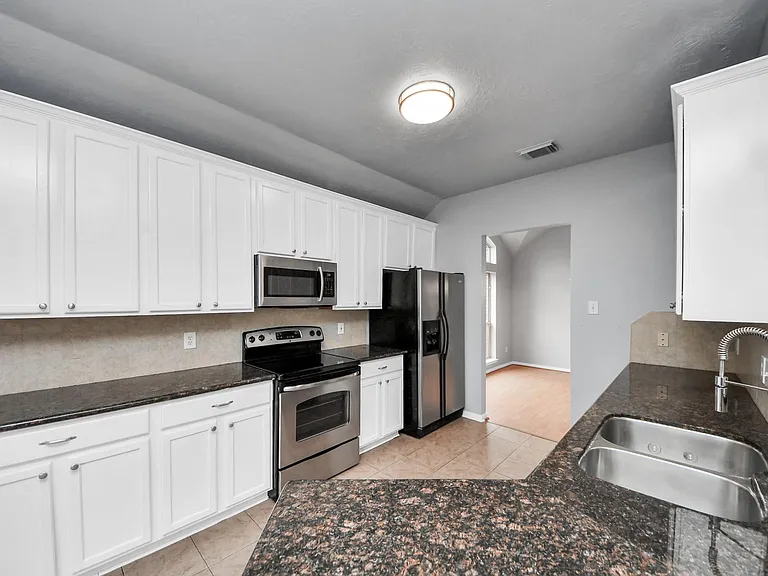 9711 Andrews Ln — Photo 21