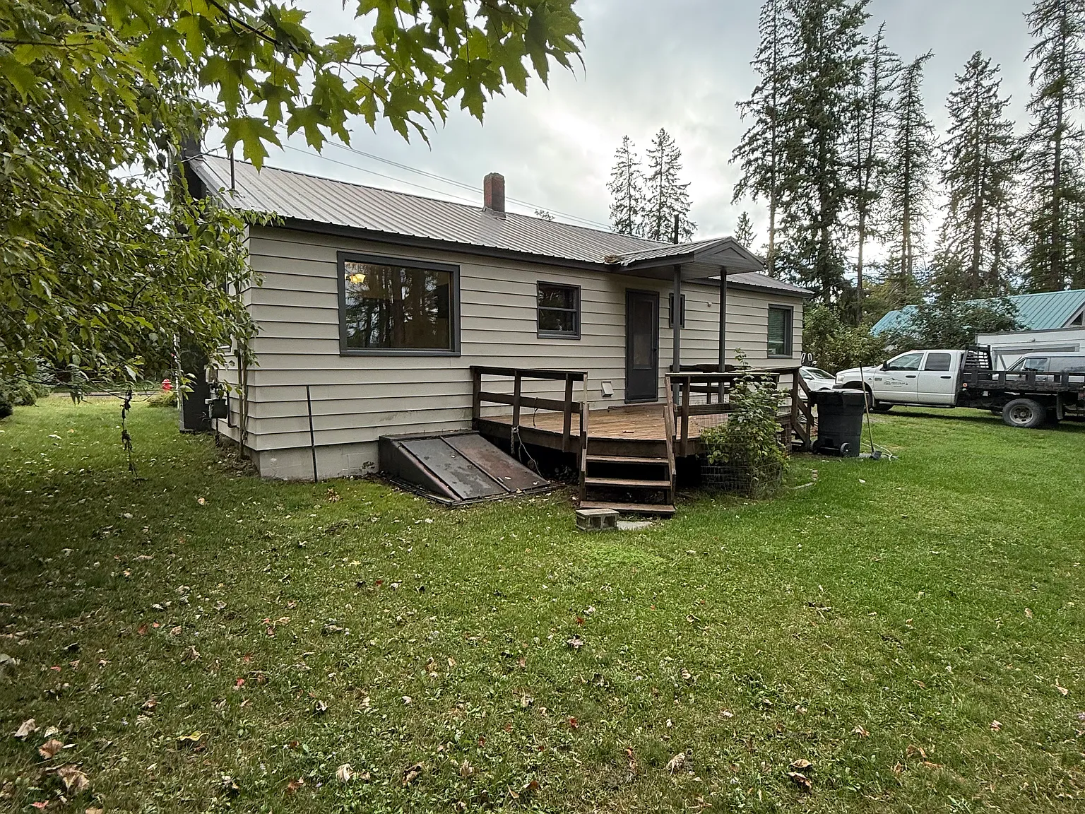 3 bed, 1160 sqft, $2,500 — Photo 3