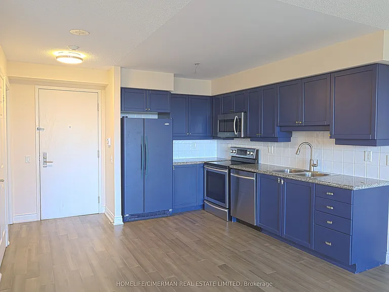 80 Harrison Garden Blvd #1819 — Photo 2