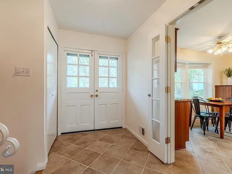 8717 Higdon Dr — Photo 2