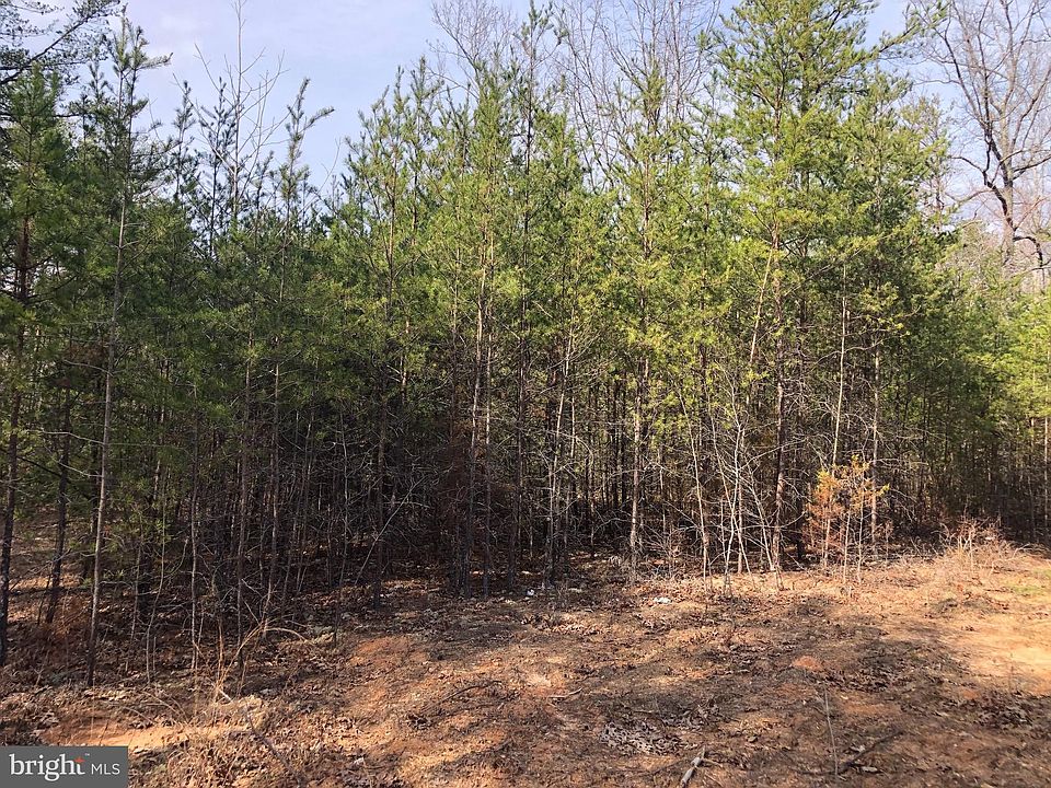 2nd image of Courthouse Rd