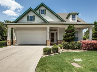 709 Creek Walk Pl, Arlington, TX 76015