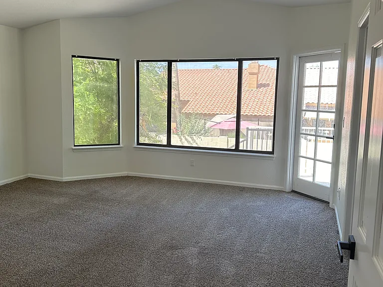 3340 S Oleander Dr — Photo 8