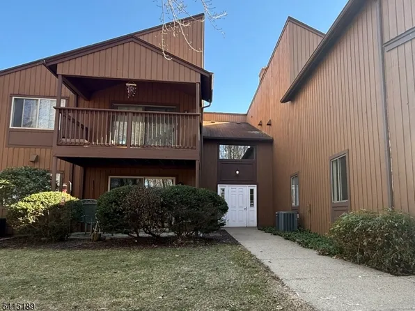 137 Drake Ln, Roxbury Twp., NJ 07852