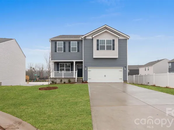 132 Salers Rd, Fletcher, NC 28732