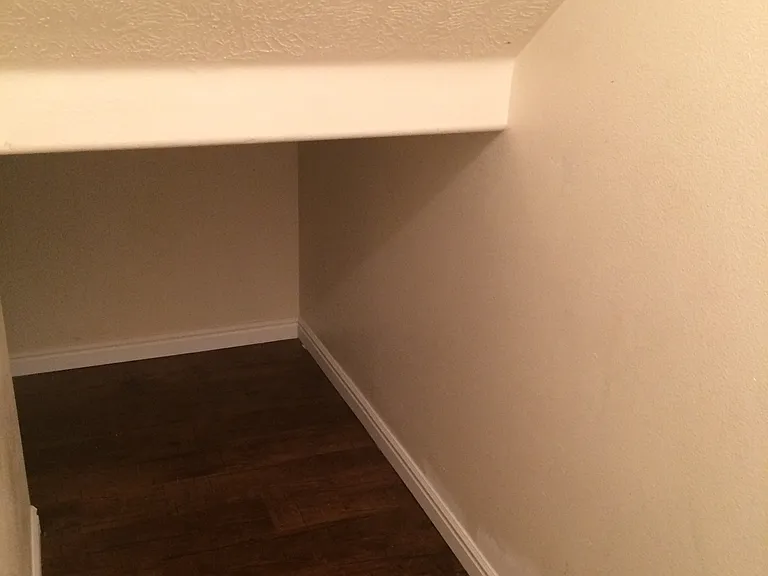 N 2720 E — Photo 10
