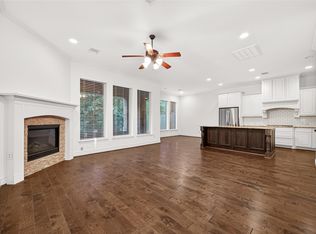 42 Daffodil Meadow Pl, Tomball, TX 77375