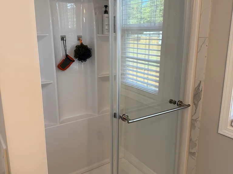 1216 Yellowwood Dr — Photo 23