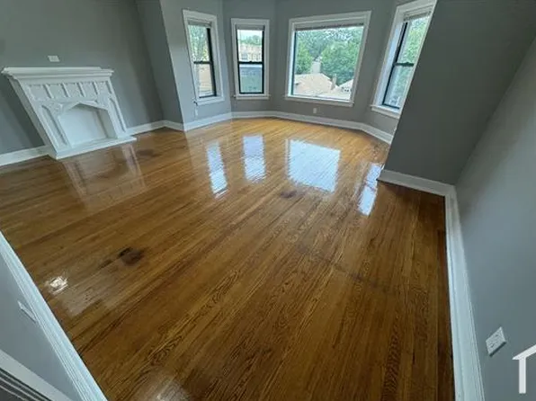 7736 S Colfax Ave, Chicago, IL 60649