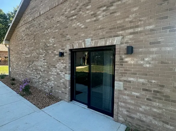 (undisclosed Address), Mattoon, IL 61938