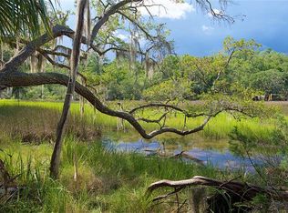 2386 Loafers Glory Ln, Edisto Island, SC 29438