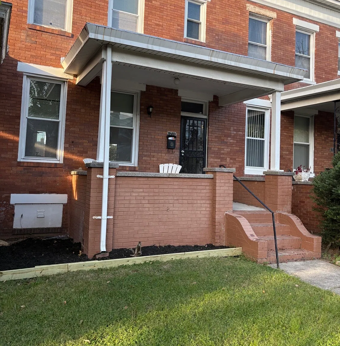 3 bed, 1500 sqft, $1,950 — Photo 1