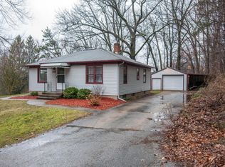 2520 Irene Ave SE, Grand Rapids, MI 49546