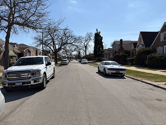 5th image of 10031 S Calumet Ave