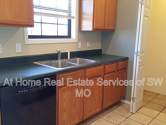 5th image of 1126 N Colgate Ave