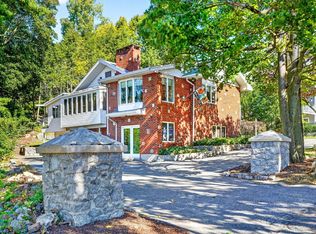 39 Buckman St, Woburn, MA 01801