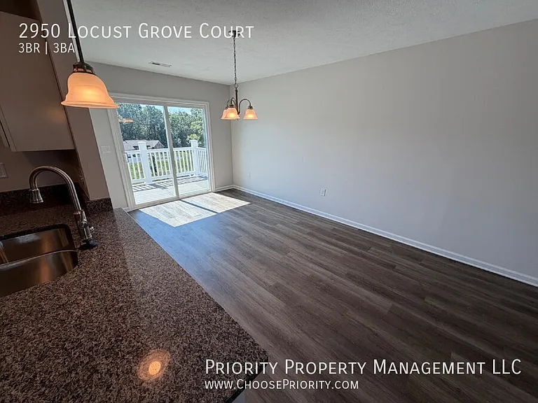 2950 Locust Grove Ct — Photo 5