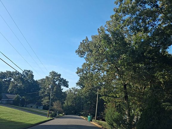 5th image of 4925 Eastern Hills Ln