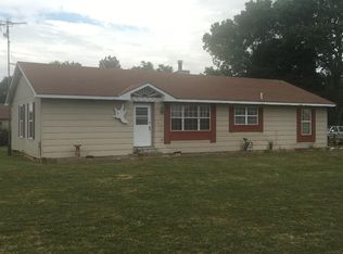 525 Sycamore Rd, Bronson, KS 66716