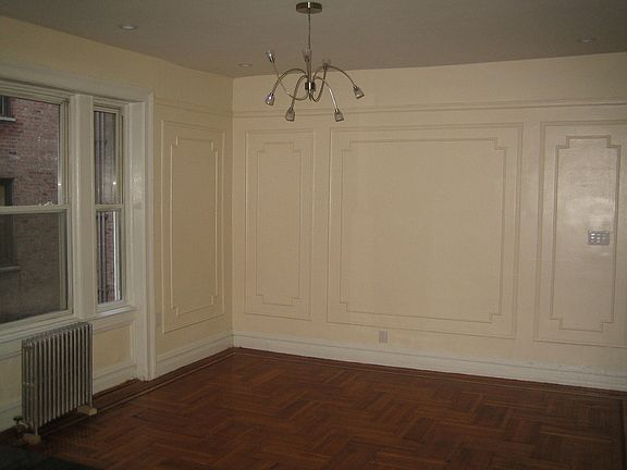 2nd image of 732 Saint Marks Ave APT 3
