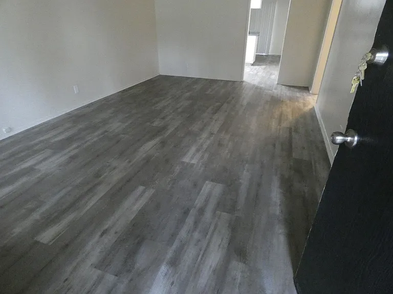 Waterstone Park Apartments — Photo 15