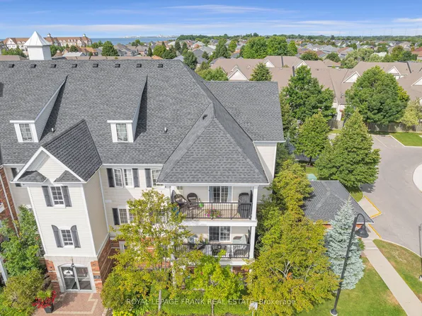 75 Shipway Ave #301, Clarington, ON L1B 0B8