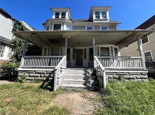 2181 E 80th St, Cleveland, OH