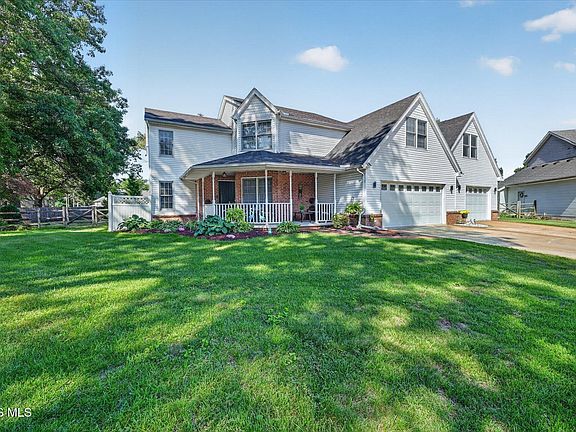 2nd image of 7224 Lilac Ct