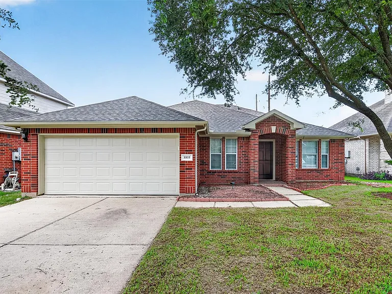 8810 Barron Wood Cir — Photo 1