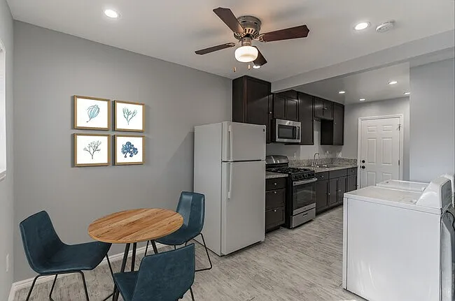 1 bed, 500 sqft, $1,950 — Photo 4