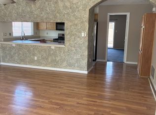 1401 Villa Montana NE, Albuquerque, NM 87113