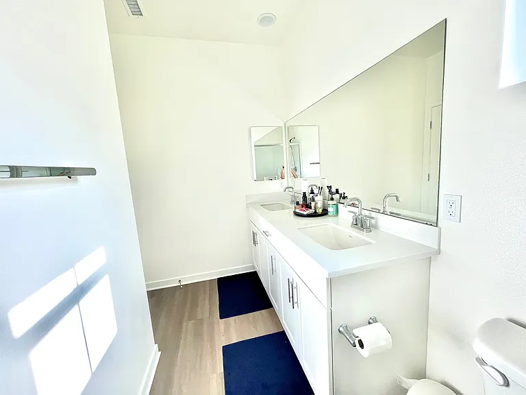 2422 Encanto Pass — Photo 12