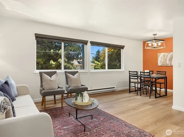 4111 Whitman Avenue N #205, Seattle, WA 98103