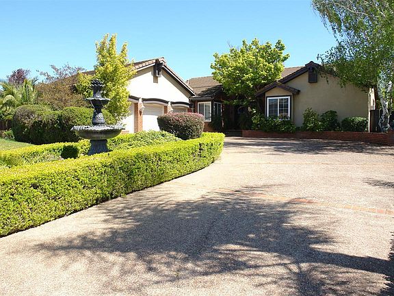 4th image of 1104 Grimley Ln
