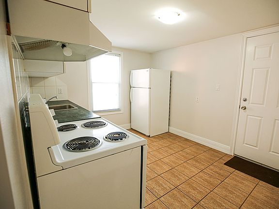 5th image of 20 Montebello Pl #L2r6