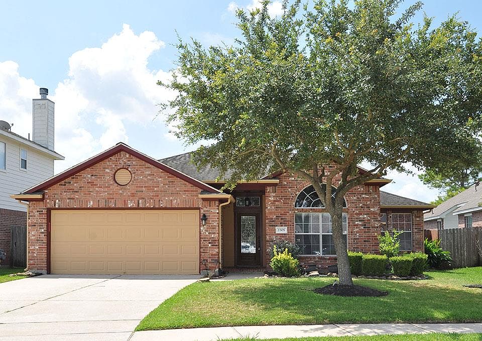 1st image of 2305 Megellan Point Ln
