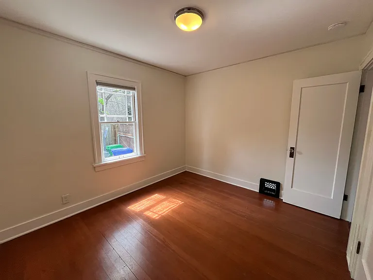7228 N Villard Ave #A — Photo 12