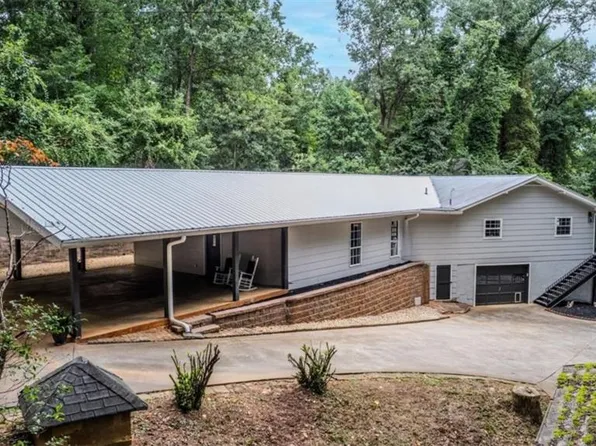 4469 Flat Creek Dr, Gainesville, GA 30504