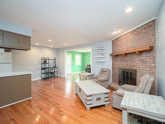 2nd image of 2851 Westonridge Dr
