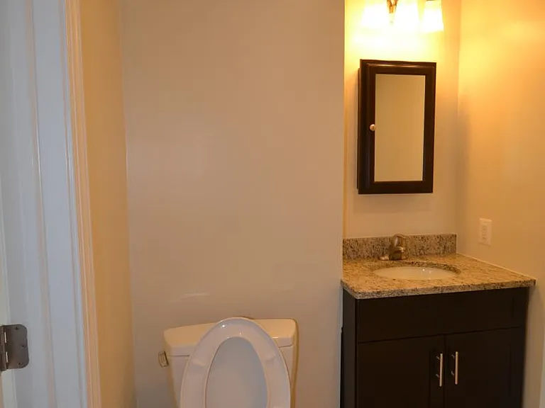 416 S 15th St #3F — Photo 11