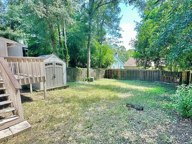 2323 Via Sardinia St #B — Photo 20